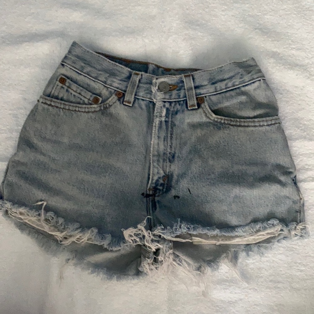 Vintage Levi’s shorts